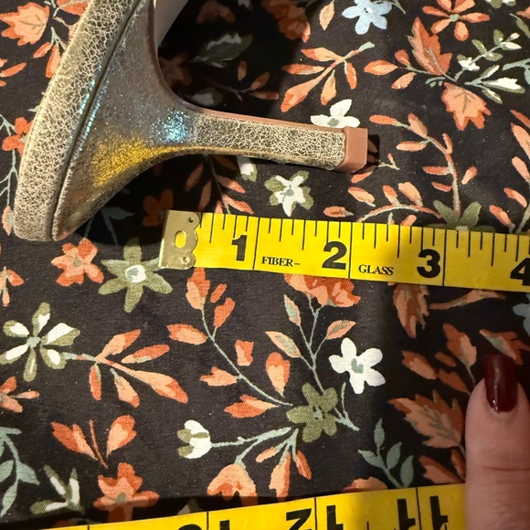 Dolce Vita DV Zini Gold Shimmer Kitten Heels Sandals BNIB Size 10 - Picture 9 of 10